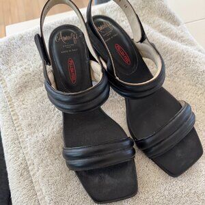 Amalfi by Rangoni Firenze Heels